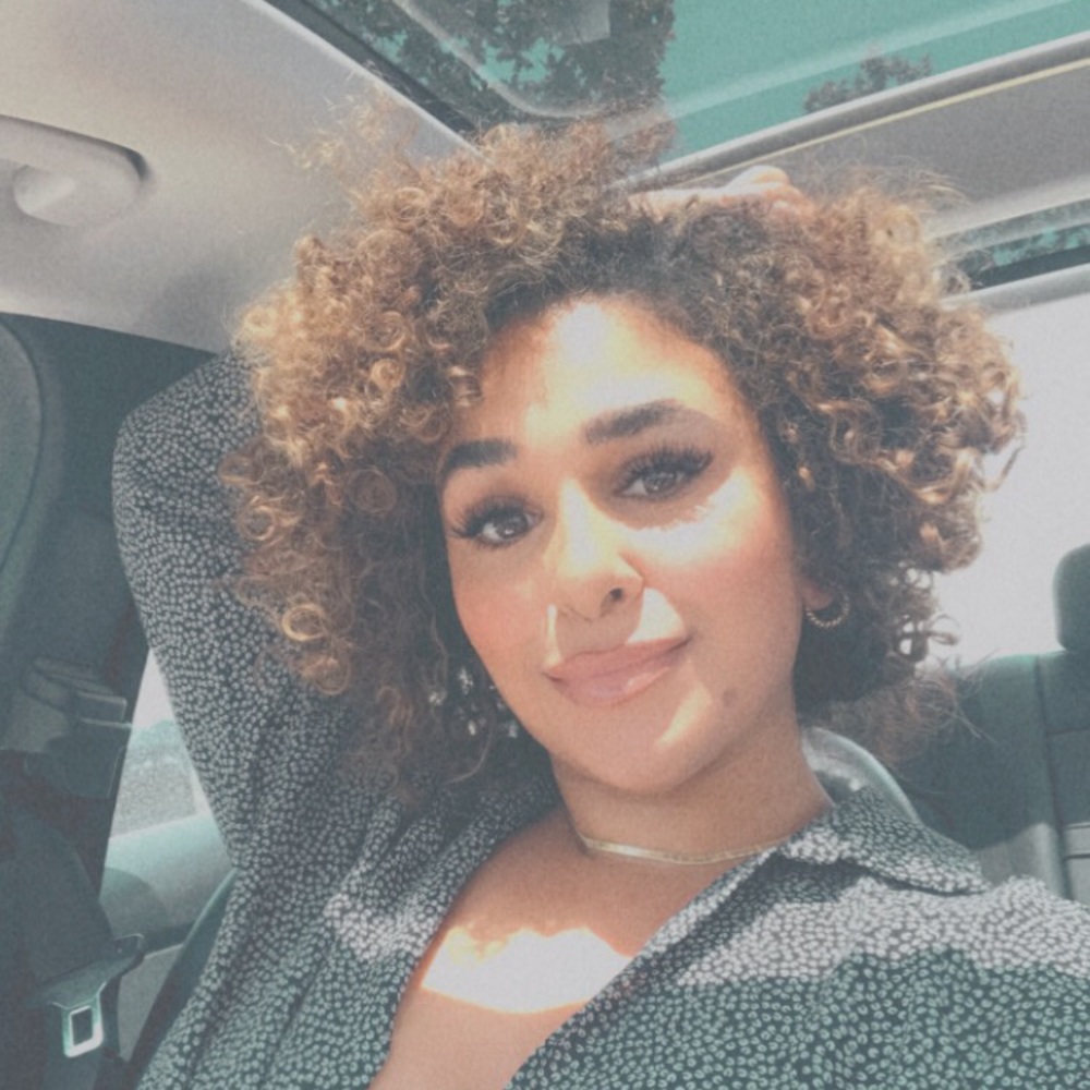 Meet your Posher, Yasmen